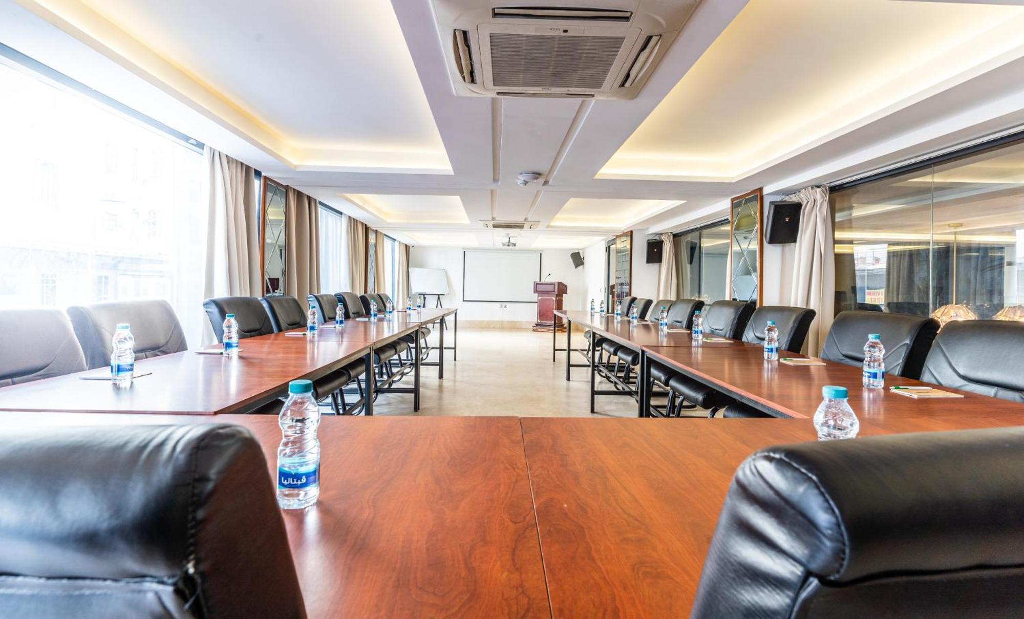 One Hotel Casablanca Exteriör bild Meeting room