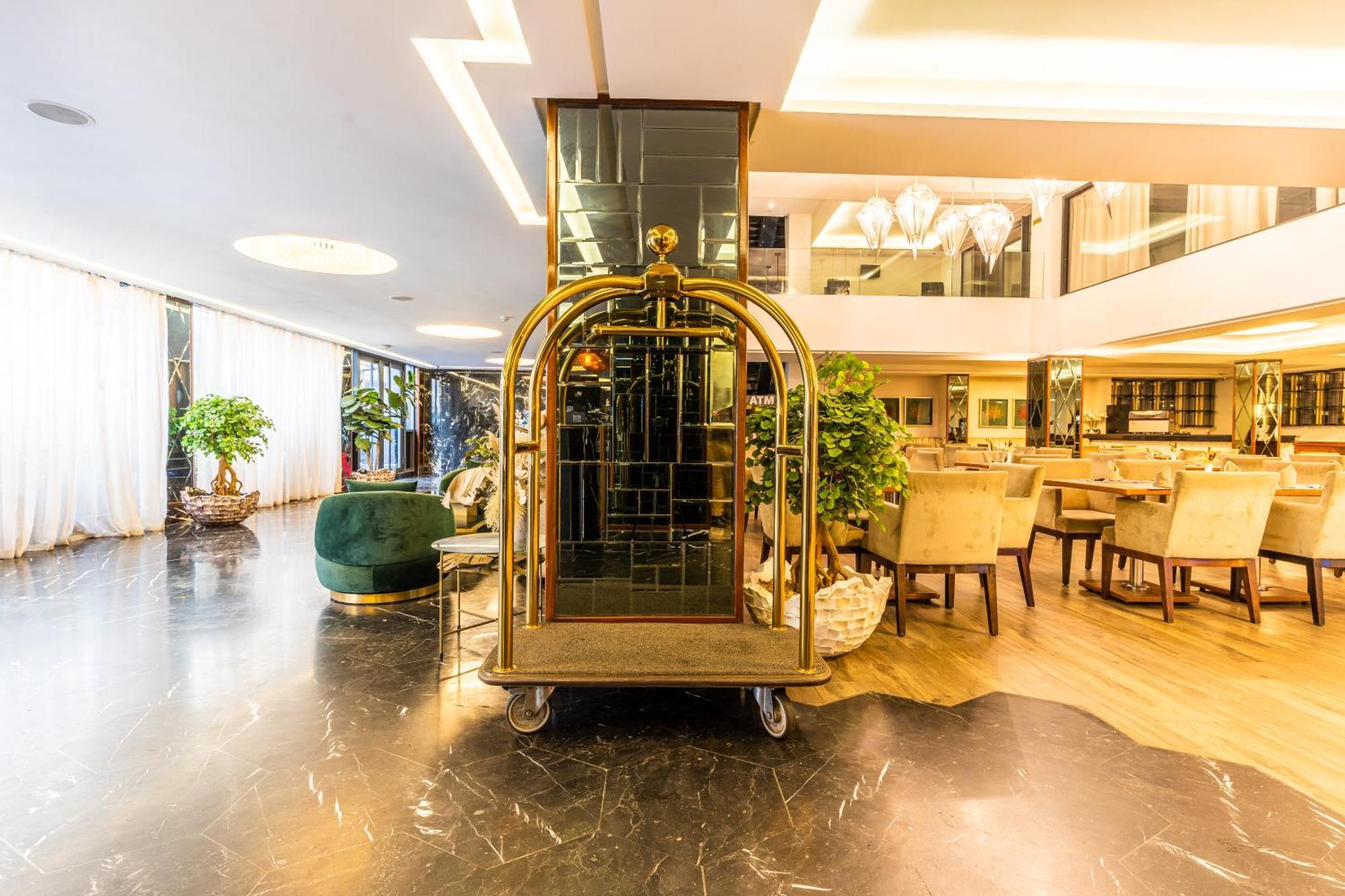 One Hotel Casablanca Exteriör bild Lobby