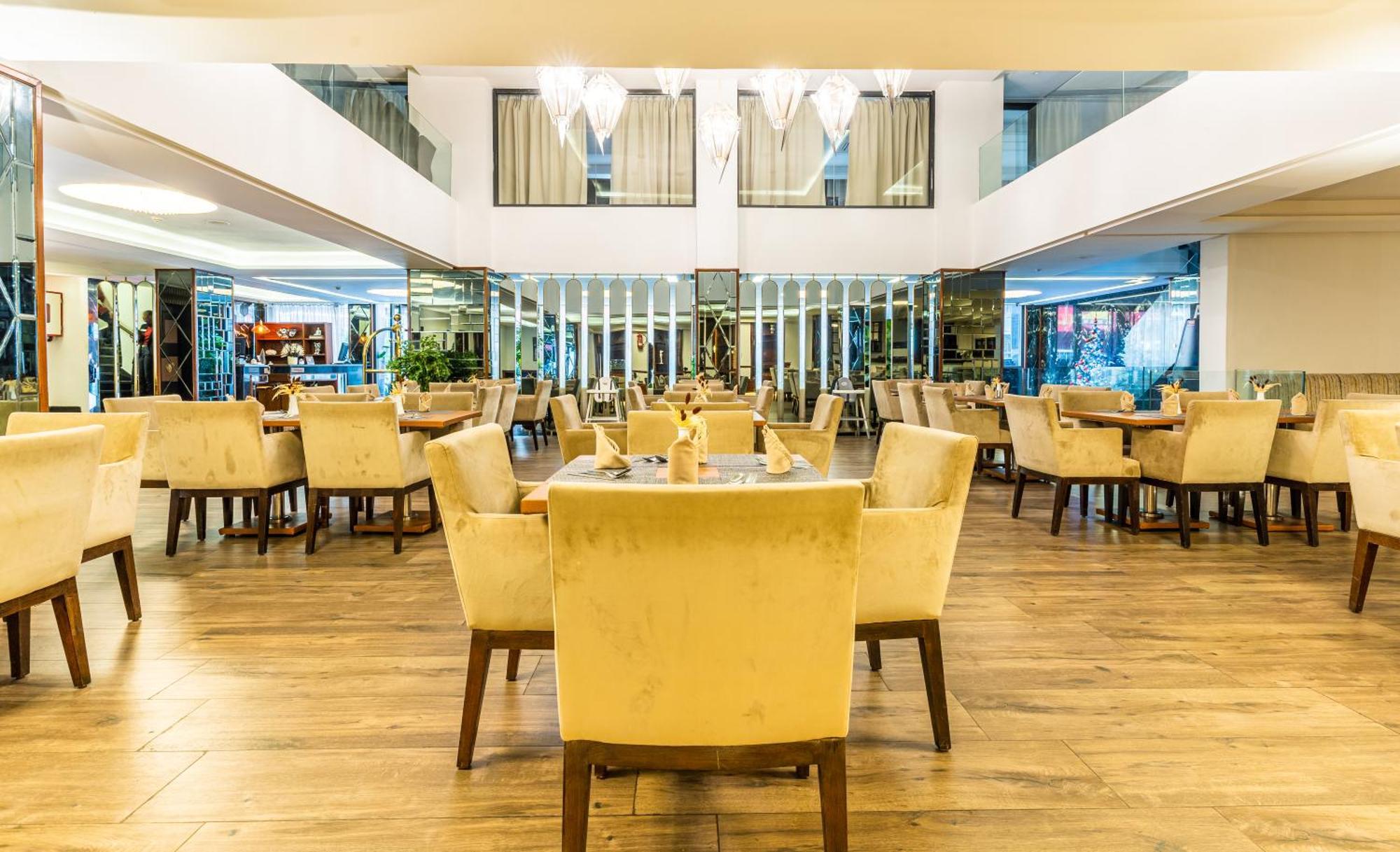 One Hotel Casablanca Exteriör bild The restaurant