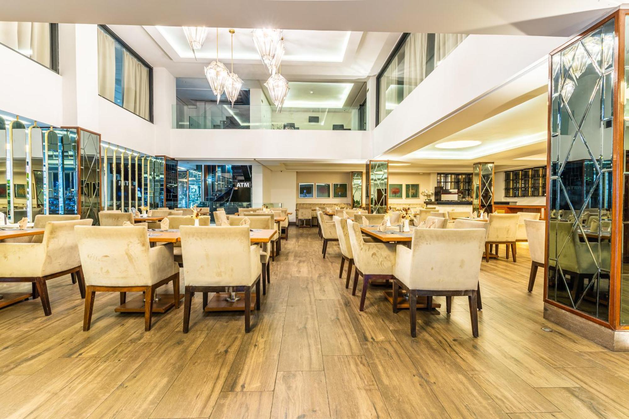One Hotel Casablanca Exteriör bild The restaurant