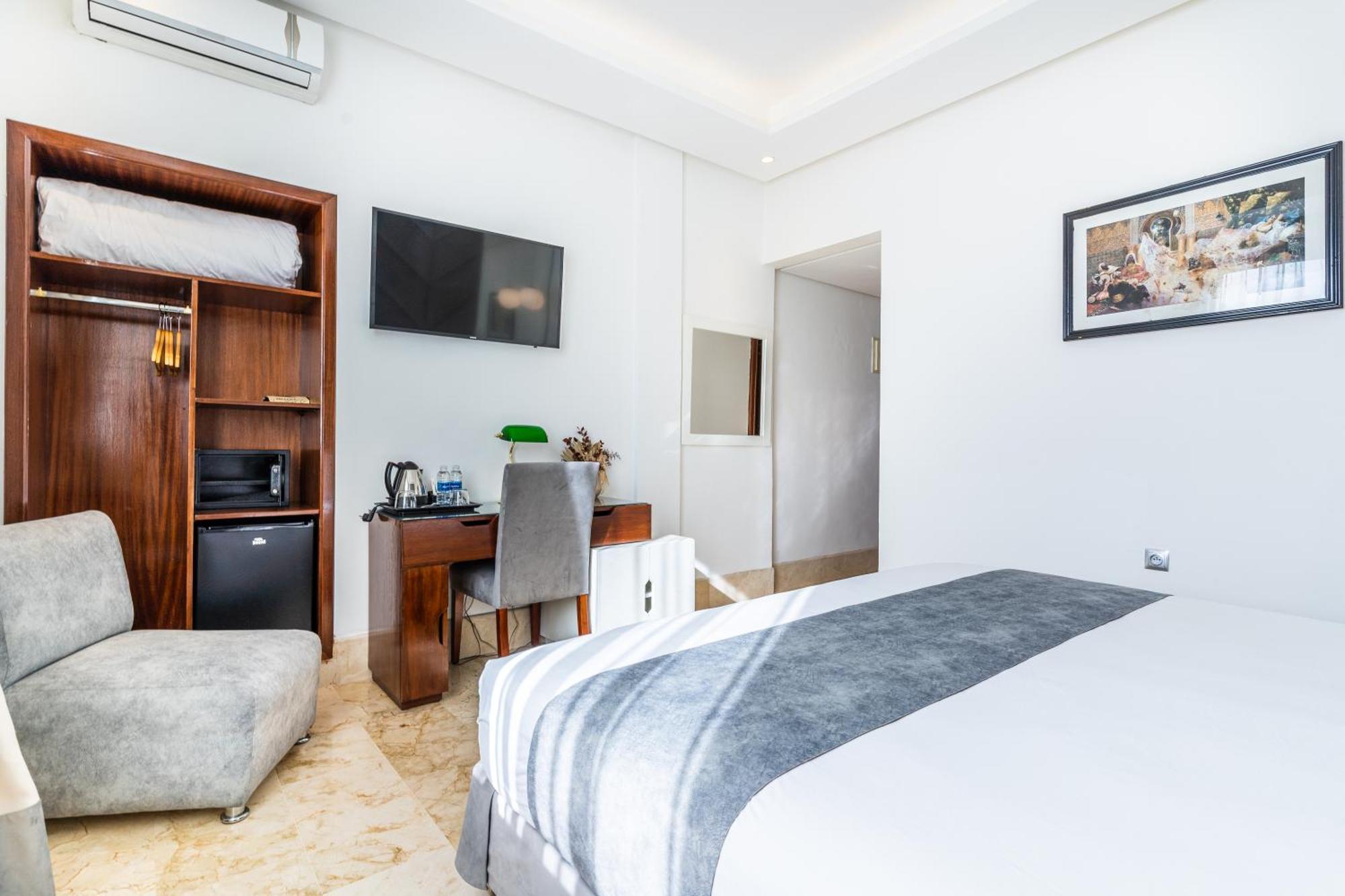 One Hotel Casablanca Exteriör bild A room at the hotel
